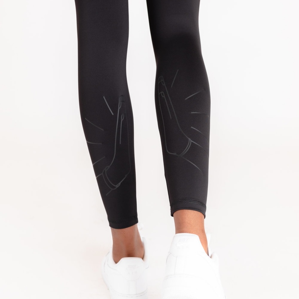 Y7 Studio Yoga In Darkness Find Light Leggings